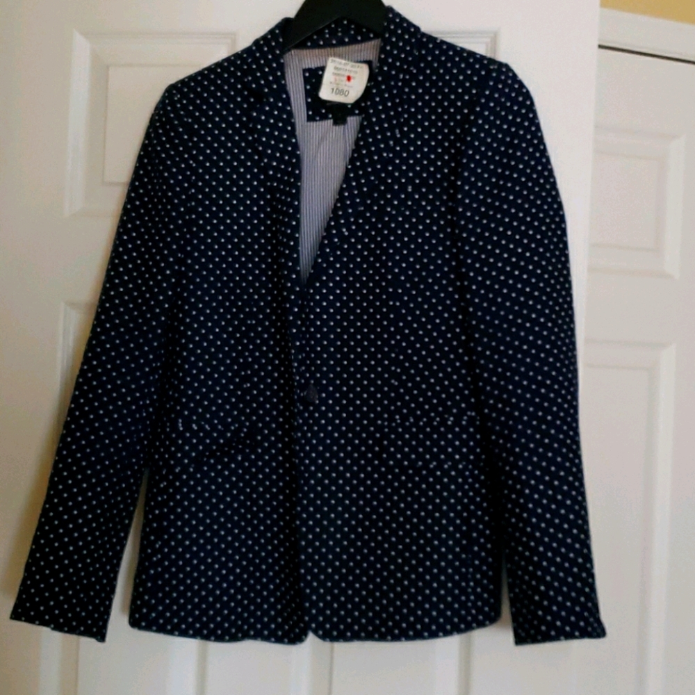 Blazer - Picture 1 of 1